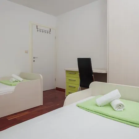 Vila Neresi - Charme Holidays *